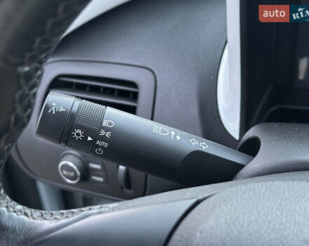 Серый Шевроле Вольт, объемом двигателя 1.4 л и пробегом 182 тыс. км за 8999 $, фото 63 на Automoto.ua