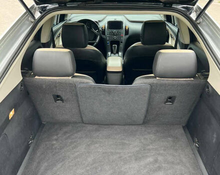 Серый Шевроле Вольт, объемом двигателя 1.4 л и пробегом 210 тыс. км за 10000 $, фото 4 на Automoto.ua