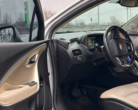 Серый Шевроле Вольт, объемом двигателя 1.4 л и пробегом 210 тыс. км за 10000 $, фото 27 на Automoto.ua