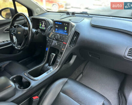 Серый Шевроле Вольт, объемом двигателя 1.4 л и пробегом 130 тыс. км за 9200 $, фото 67 на Automoto.ua