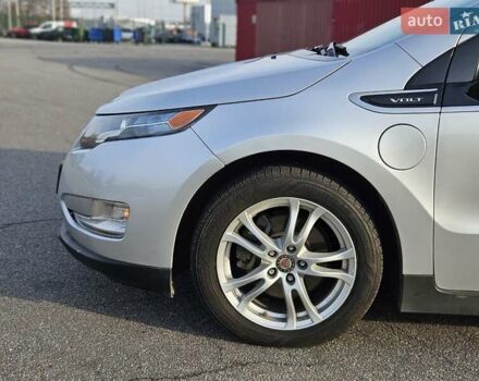 Серый Шевроле Вольт, объемом двигателя 1.4 л и пробегом 131 тыс. км за 12599 $, фото 17 на Automoto.ua