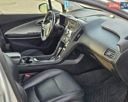 Серый Шевроле Вольт, объемом двигателя 1.4 л и пробегом 131 тыс. км за 12599 $, фото 32 на Automoto.ua