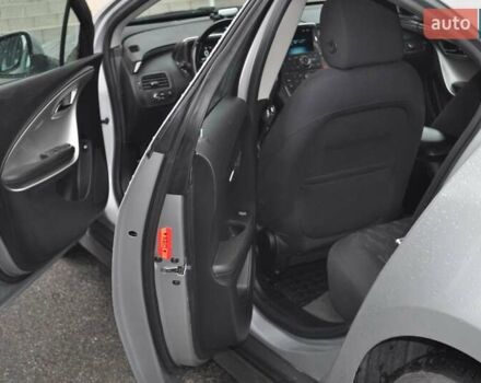 Серый Шевроле Вольт, объемом двигателя 1.4 л и пробегом 216 тыс. км за 12720 $, фото 11 на Automoto.ua