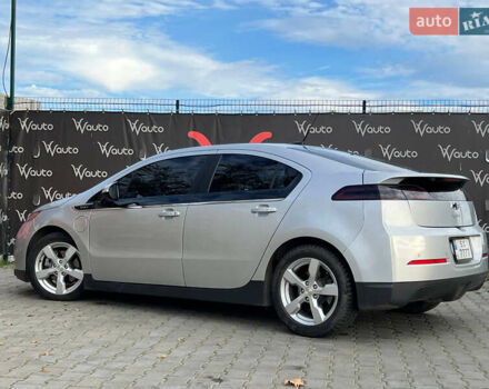 Сірий Шевроле Вольт, об'ємом двигуна 1.4 л та пробігом 210 тис. км за 11000 $, фото 5 на Automoto.ua