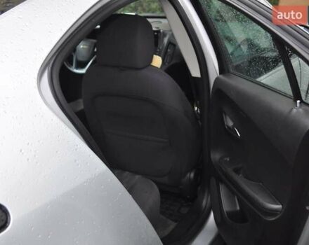 Серый Шевроле Вольт, объемом двигателя 1.4 л и пробегом 216 тыс. км за 12720 $, фото 12 на Automoto.ua