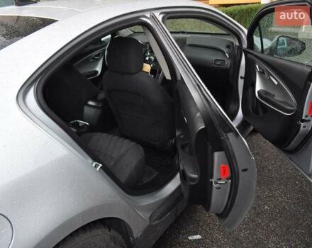 Серый Шевроле Вольт, объемом двигателя 1.4 л и пробегом 216 тыс. км за 12720 $, фото 16 на Automoto.ua