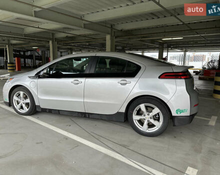 Серый Шевроле Вольт, объемом двигателя 1.4 л и пробегом 154 тыс. км за 11200 $, фото 3 на Automoto.ua