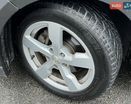 Серый Шевроле Вольт, объемом двигателя 1.4 л и пробегом 176 тыс. км за 12199 $, фото 9 на Automoto.ua