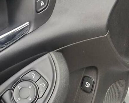 Сірий Шевроле Вольт, об'ємом двигуна 1.49 л та пробігом 180 тис. км за 15800 $, фото 6 на Automoto.ua