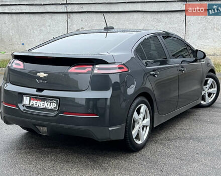Серый Шевроле Вольт, объемом двигателя 1.4 л и пробегом 176 тыс. км за 12199 $, фото 5 на Automoto.ua