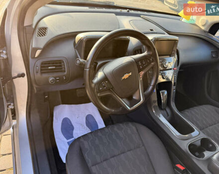 Сірий Шевроле Вольт, об'ємом двигуна 1.4 л та пробігом 200 тис. км за 11800 $, фото 19 на Automoto.ua