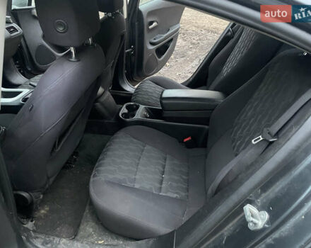 Серый Шевроле Вольт, объемом двигателя 1.4 л и пробегом 174 тыс. км за 10500 $, фото 23 на Automoto.ua