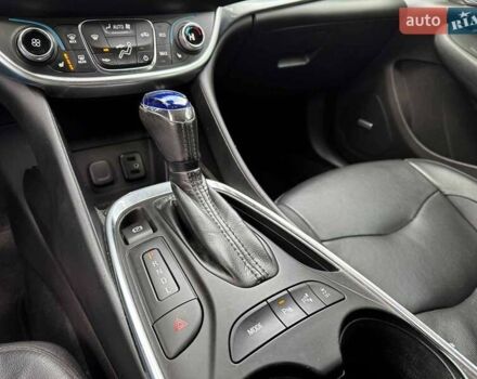 Сірий Шевроле Вольт, об'ємом двигуна 1.5 л та пробігом 185 тис. км за 12990 $, фото 22 на Automoto.ua