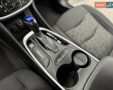 Серый Шевроле Вольт, объемом двигателя 1.49 л и пробегом 178 тыс. км за 14000 $, фото 39 на Automoto.ua