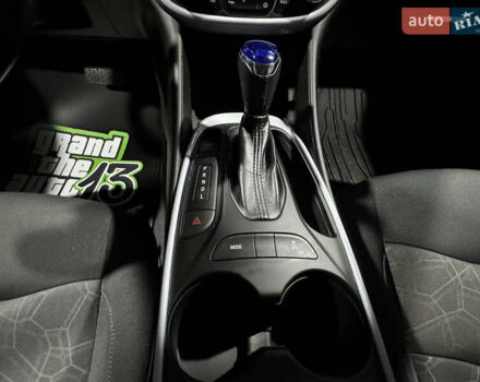 Сірий Шевроле Вольт, об'ємом двигуна 1.49 л та пробігом 196 тис. км за 11400 $, фото 36 на Automoto.ua