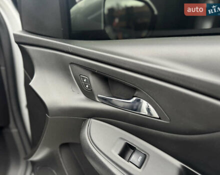 Серый Шевроле Вольт, объемом двигателя 1.49 л и пробегом 178 тыс. км за 14000 $, фото 30 на Automoto.ua