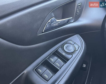 Серый Шевроле Вольт, объемом двигателя 1.5 л и пробегом 92 тыс. км за 12900 $, фото 32 на Automoto.ua