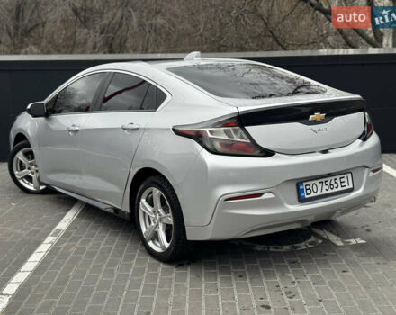 Серый Шевроле Вольт, объемом двигателя 1.49 л и пробегом 178 тыс. км за 14000 $, фото 10 на Automoto.ua