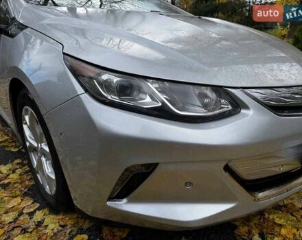 Сірий Шевроле Вольт, об'ємом двигуна 1.5 л та пробігом 185 тис. км за 12990 $, фото 3 на Automoto.ua