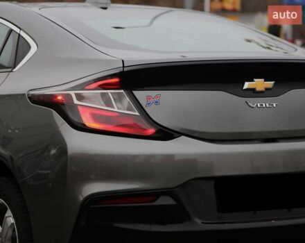 Серый Шевроле Вольт, объемом двигателя 1.5 л и пробегом 179 тыс. км за 13900 $, фото 6 на Automoto.ua
