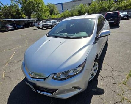 Серый Шевроле Вольт, объемом двигателя 1.5 л и пробегом 157 тыс. км за 17500 $, фото 1 на Automoto.ua