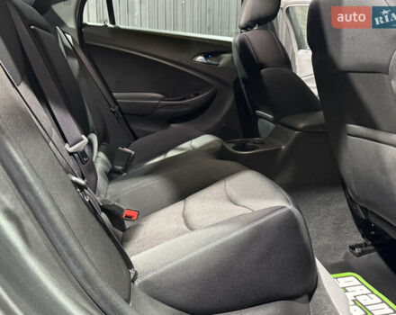 Сірий Шевроле Вольт, об'ємом двигуна 1.49 л та пробігом 196 тис. км за 11400 $, фото 32 на Automoto.ua