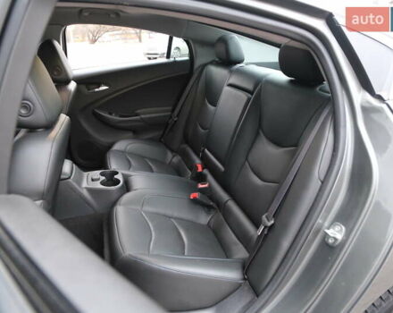 Серый Шевроле Вольт, объемом двигателя 1.5 л и пробегом 179 тыс. км за 13900 $, фото 8 на Automoto.ua