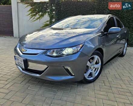 Шевроле Вольт 2017 в Одессе на Automoto.ua Серый Шевроле Вольт, объемом двигателя 1.49 л и пробегом 125 тыс. км за 14300 $, фото 1 на Automoto.ua