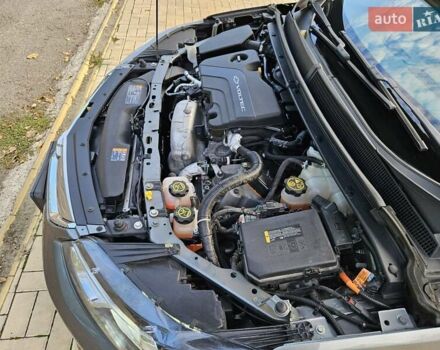 Шевроле Вольт 2017 в Одессе на Automoto.ua Серый Шевроле Вольт, объемом двигателя 1.49 л и пробегом 125 тыс. км за 14300 $, фото 39 на Automoto.ua