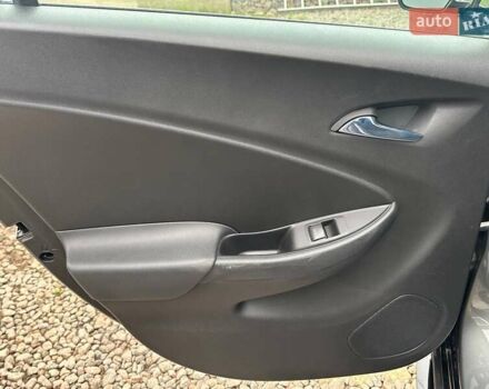 Серый Шевроле Вольт, объемом двигателя 1.5 л и пробегом 124 тыс. км за 15800 $, фото 27 на Automoto.ua