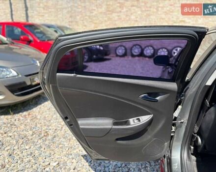 Сірий Шевроле Вольт, об'ємом двигуна 1.49 л та пробігом 98 тис. км за 15200 $, фото 16 на Automoto.ua