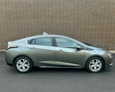 Серый Шевроле Вольт, объемом двигателя 0 л и пробегом 56 тыс. км за 8000 $, фото 2 на Automoto.ua