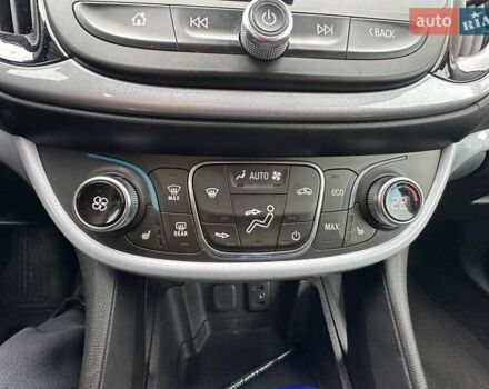 Серый Шевроле Вольт, объемом двигателя 1.5 л и пробегом 124 тыс. км за 15800 $, фото 20 на Automoto.ua