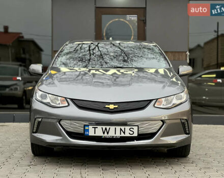 Серый Шевроле Вольт, объемом двигателя 1.5 л и пробегом 145 тыс. км за 13500 $, фото 1 на Automoto.ua