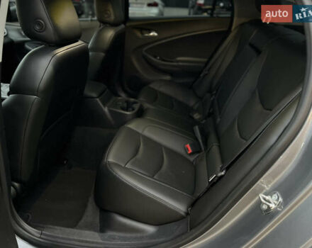 Серый Шевроле Вольт, объемом двигателя 1.5 л и пробегом 145 тыс. км за 13500 $, фото 7 на Automoto.ua