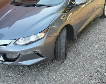 Серый Шевроле Вольт, объемом двигателя 1.5 л и пробегом 175 тыс. км за 14500 $, фото 2 на Automoto.ua