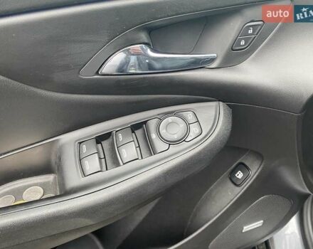 Сірий Шевроле Вольт, об'ємом двигуна 1.5 л та пробігом 94 тис. км за 19200 $, фото 15 на Automoto.ua