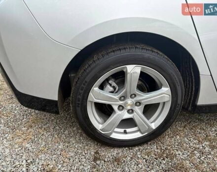 Серый Шевроле Вольт, объемом двигателя 1.5 л и пробегом 116 тыс. км за 16777 $, фото 60 на Automoto.ua