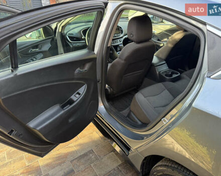 Сірий Шевроле Вольт, об'ємом двигуна 1.5 л та пробігом 119 тис. км за 15300 $, фото 18 на Automoto.ua