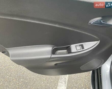 Сірий Шевроле Вольт, об'ємом двигуна 1.5 л та пробігом 94 тис. км за 19200 $, фото 10 на Automoto.ua