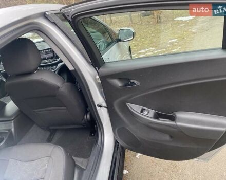 Серый Шевроле Вольт, объемом двигателя 1.5 л и пробегом 116 тыс. км за 16777 $, фото 43 на Automoto.ua