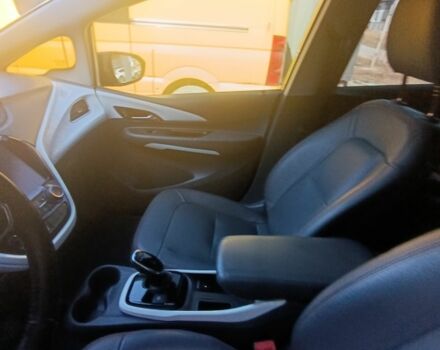 Шевроле Вольт 2019 у Рівному на Automoto.ua Сірий Шевроле Вольт, об'ємом двигуна 0 л та пробігом 58 тис. км за 16200 $, фото 5 на Automoto.ua