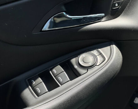 Серый Шевроле Вольт, объемом двигателя 1.5 л и пробегом 55 тыс. км за 15200 $, фото 9 на Automoto.ua