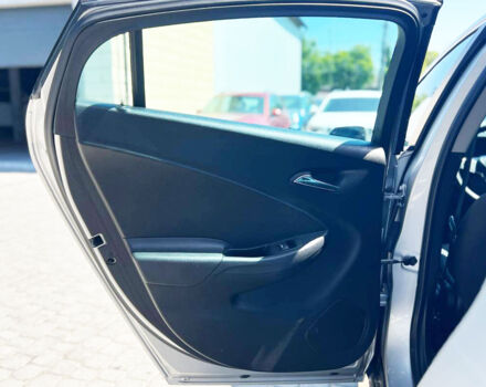 Серый Шевроле Вольт, объемом двигателя 1.5 л и пробегом 55 тыс. км за 15200 $, фото 17 на Automoto.ua