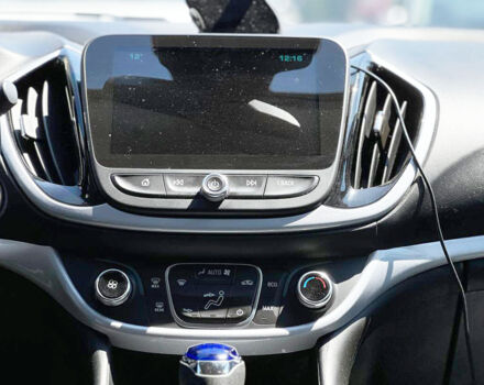 Серый Шевроле Вольт, объемом двигателя 1.5 л и пробегом 55 тыс. км за 15200 $, фото 14 на Automoto.ua