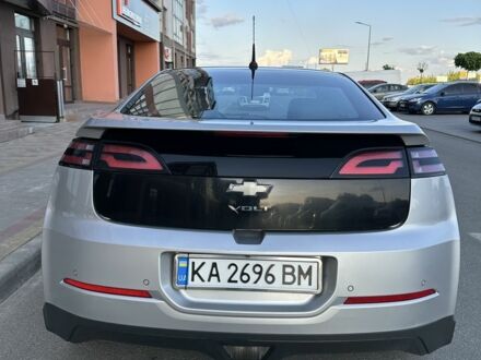 Сірий Шевроле Вольт, об'ємом двигуна 1.4 л та пробігом 242 тис. км за 8000 $, фото 1 на Automoto.ua