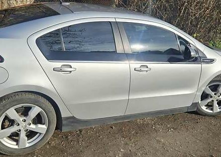 Серый Шевроле Вольт, объемом двигателя 1.4 л и пробегом 300 тыс. км за 8000 $, фото 1 на Automoto.ua