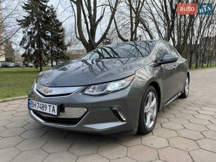 Шевроле Вольт 2016 у Одесі на Automoto.ua Сірий Шевроле Вольт, об'ємом двигуна 1.49 л та пробігом 180 тис. км за 11500 $, фото 1 на Automoto.ua
