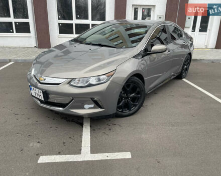 Серый Шевроле Вольт, объемом двигателя 1.5 л и пробегом 144 тыс. км за 16900 $, фото 1 на Automoto.ua