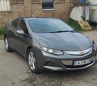 Шевроле Вольт 2017 у Черкасах на Automoto.ua Сірий Шевроле Вольт, об'ємом двигуна 1.5 л та пробігом 67 тис. км за 18000 $, фото 1 на Automoto.ua